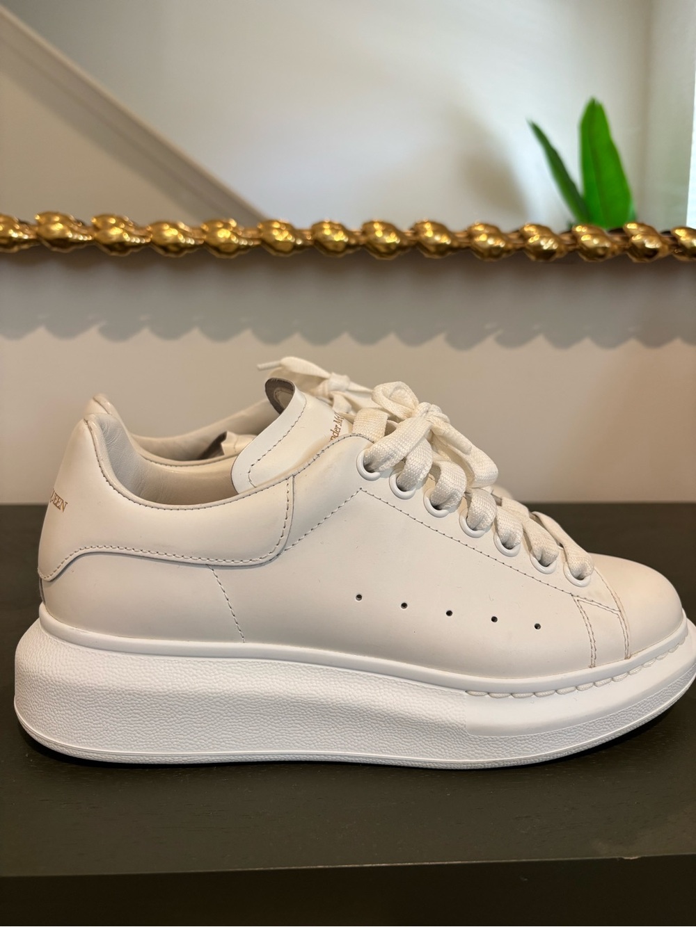 Alexander McQueen Cream-White Chunky Leather Sneakers - Picture 7 of 9